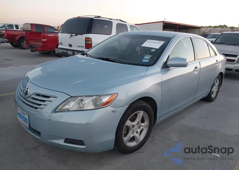 2007 Toyota Camry Le z USA, uszkodzony, nr VIN 4T1BE46K47U608063